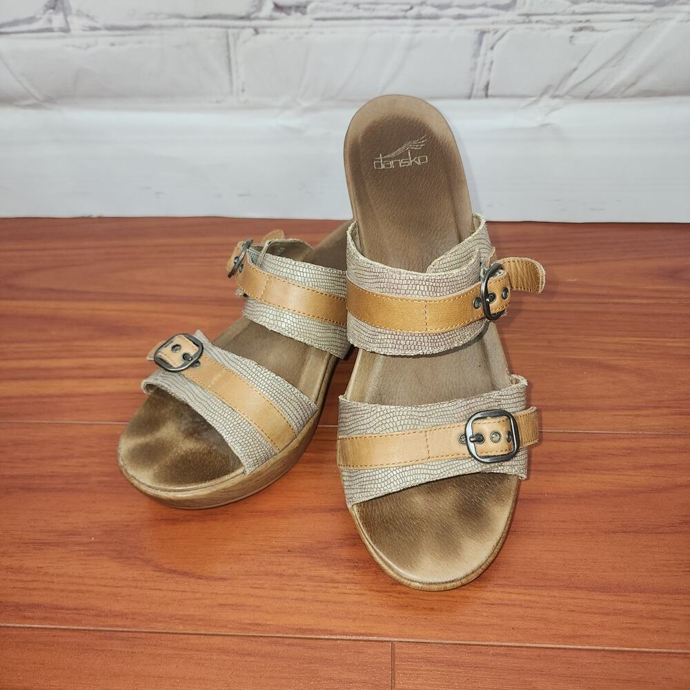 Dansko Sand Lizard Wedge Sandals Beige Double Leather Strap Size 38